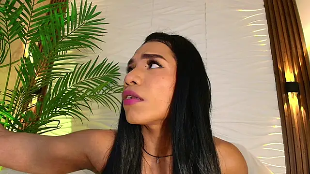 Snapshot of kimberly_Gonzalez1 chatting on 14, 10, 2025 kimberly Gonzalez1 online show from 14, 10, 2025