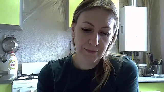 Snapshot of AshleyXHoney chatting on 27, 2, 2026 AshleyXHoney online show from 27, 2, 2026