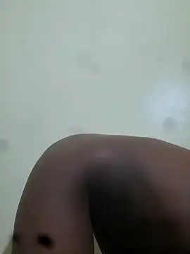 julietunderwoood online show from 13, 9, 2025