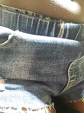 julietunderwoood online show from 1, 12, 2025