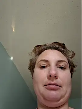 MilfyMrsRobinson online show from 15, 3, 2026