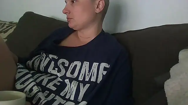 MilfyMrsRobinson online show from 1, 6, 2026