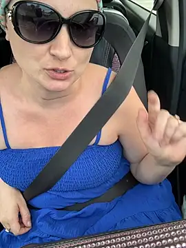 MilfyMrsRobinson online show from 9, 7, 2026