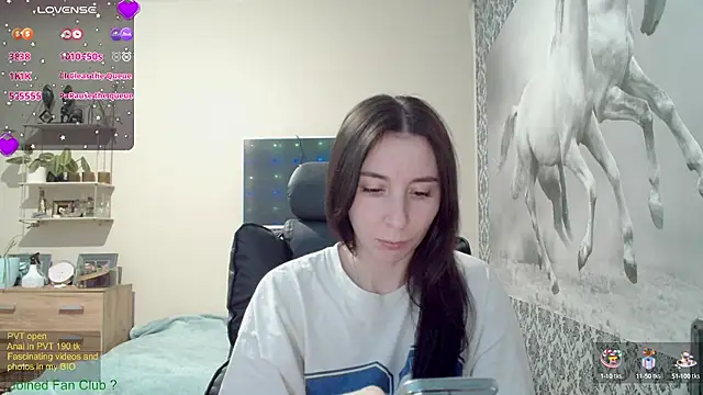 Snapshot of Wowpornoo chatting on 21, 1, 2025 Wowpornoo online show from 21, 1, 2025