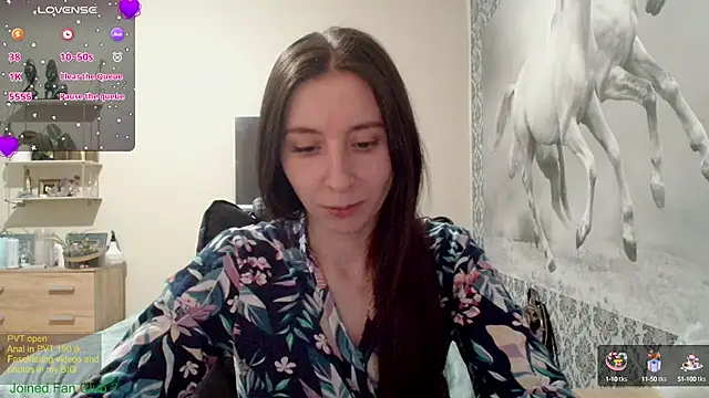 Snapshot of Wowpornoo chatting on 1, 2, 2025 Wowpornoo online show from 1, 2, 2025