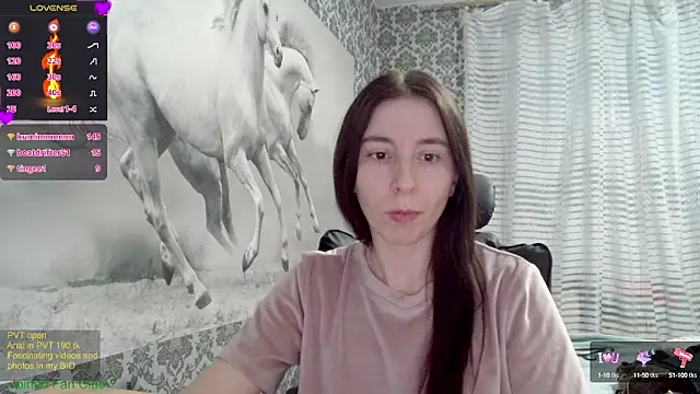 Snapshot of Wowpornoo chatting on 17, 2, 2025 Wowpornoo online show from 17, 2, 2025