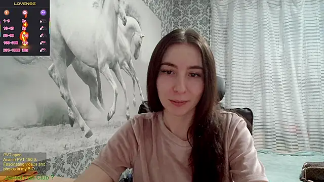 Snapshot of Wowpornoo chatting on 26, 2, 2025 Wowpornoo online show from 26, 2, 2025