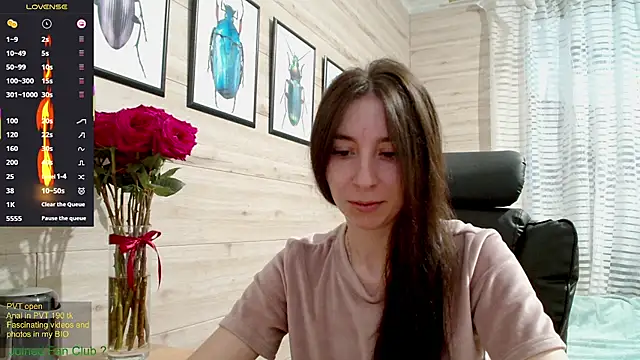 Snapshot of Wowpornoo chatting on 13, 3, 2025 Wowpornoo online show from 13, 3, 2025