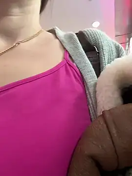 Snapshot of MooonReal chatting on 24, 1, 2025 MooonReal online show from 24, 1, 2025