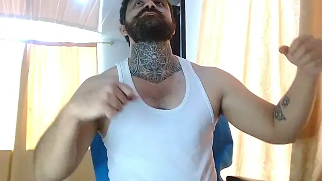 Snapshot of aronmiller404 chatting on 7, 2, 2026 aronmiller404 online show from 7, 2, 2026