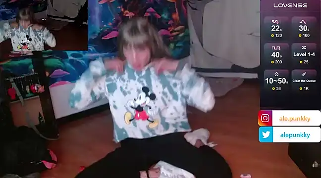 Snapshot of charlotbelucci_ chatting on 25, 2, 2025 charlotbelucci online show from 25, 2, 2025