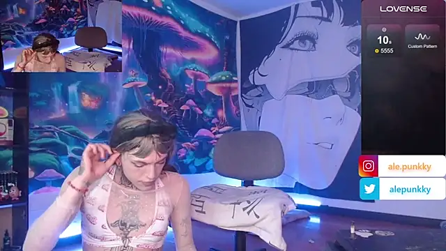 Snapshot of charlotbelucci_ chatting on 6, 3, 2025 charlotbelucci online show from 6, 3, 2025