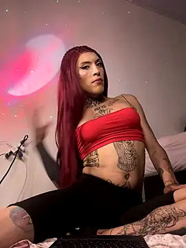 Snapshot of charlotbelucci_ chatting on 17, 9, 2025 charlotbelucci online show from 17, 9, 2025