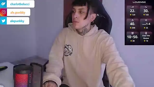 Snapshot of charlotbelucci_ chatting on 5, 10, 2025 charlotbelucci online show from 5, 10, 2025