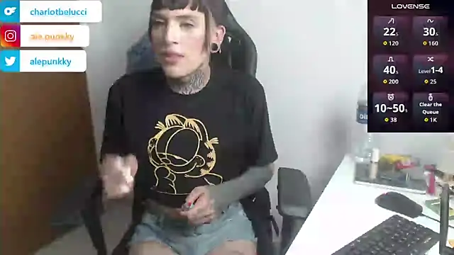 Snapshot of charlotbelucci_ chatting on 16, 10, 2025 charlotbelucci online show from 16, 10, 2025