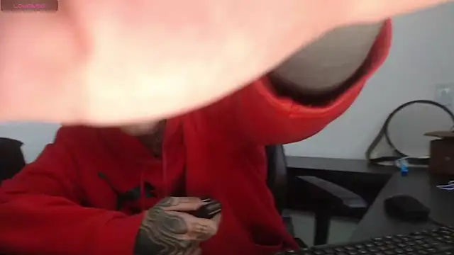 Snapshot of charlotbelucci_ chatting on 25, 10, 2025 charlotbelucci online show from 25, 10, 2025