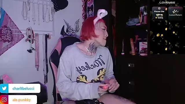 Snapshot of charlotbelucci_ chatting on 6, 2, 2026 charlotbelucci online show from 6, 2, 2026