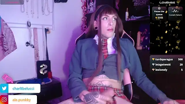 Snapshot of charlotbelucci_ chatting on 25, 2, 2026 charlotbelucci online show from 25, 2, 2026