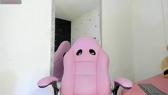 dulce kim online show from 8, 10, 2025