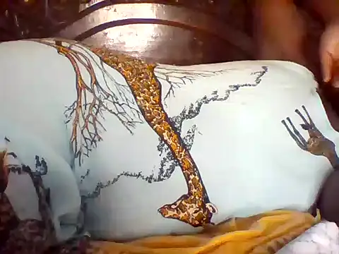 Snapshot of missarpie chatting on 28, 9, 2025 missarpie online show from 28, 9, 2025