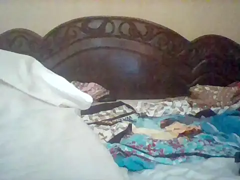 Snapshot of missarpie chatting on 14, 11, 2025 missarpie online show from 14, 11, 2025