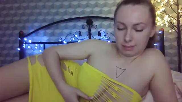 Snapshot of _Leslyy_Solo_1 chatting on 8, 2, 2025 Leslyy Solo 1 online show from 8, 2, 2025