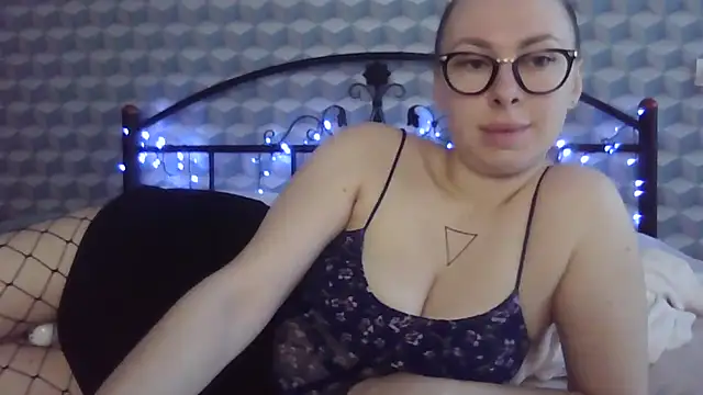 Snapshot of _Leslyy_Solo_1 chatting on 17, 2, 2025 Leslyy Solo 1 online show from 17, 2, 2025