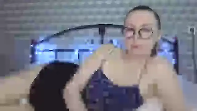 Snapshot of _Leslyy_Solo_1 chatting on 17, 2, 2025 Leslyy Solo 1 online show from 17, 2, 2025