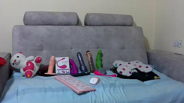 Snapshot of PenelopeHot_91 chatting on 1, 10, 2025 PenelopeHot 91 online show from 1, 10, 2025