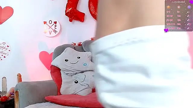 Snapshot of tevenwhiite chatting on 10, 2, 2025 tevenwhiite online show from 10, 2, 2025