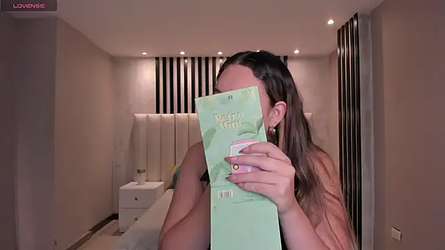 BellaRose X online show from 29, 3, 2026