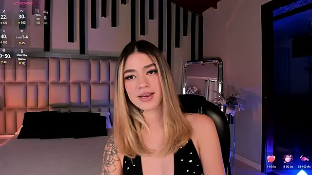 Snapshot of ViolettHansson chatting on 20, 2, 2026 ViolettHansson online show from 20, 2, 2026