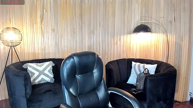 Snapshot of ViolettHansson chatting on 25, 2, 2026 ViolettHansson online show from 25, 2, 2026