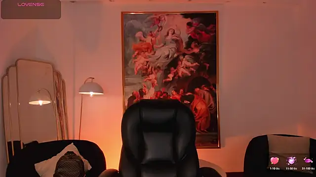 Snapshot of ViolettHansson chatting on 31, 3, 2026 ViolettHansson online show from 31, 3, 2026