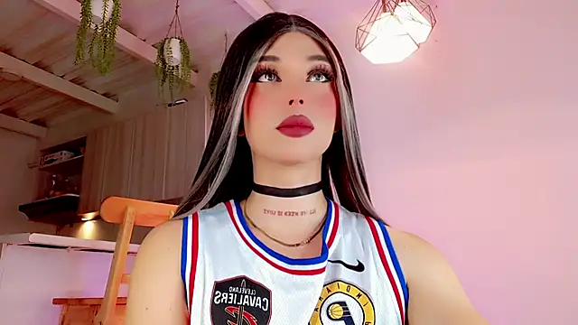 Snapshot of Marian_LV chatting on 5, 2, 2025 Marian LV online show from 5, 2, 2025