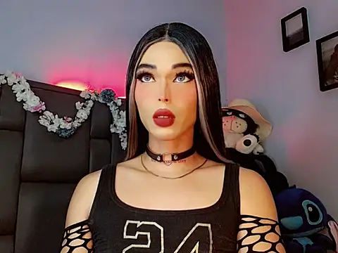 Snapshot of Marian_LV chatting on 1, 10, 2025 Marian LV online show from 1, 10, 2025