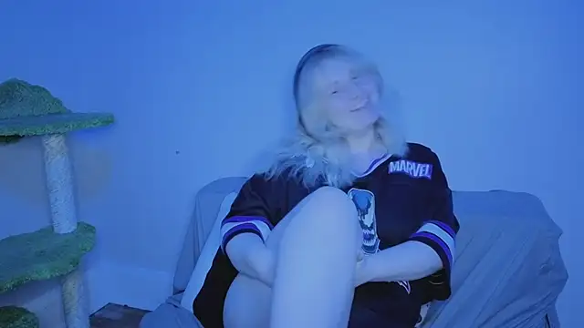 Glitch Witch online show from 4, 7, 2026