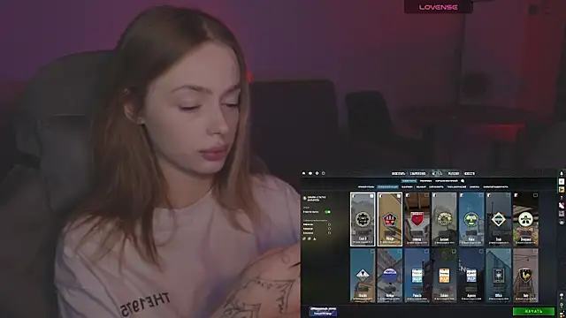 Snapshot of _MayShy_ chatting on 25, 11, 2025 MayShy online show from 25, 11, 2025