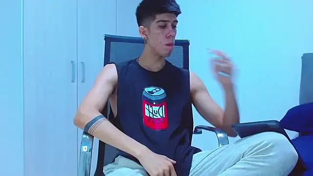 Snapshot of jhony-sex chatting on 1, 11, 2025 jhony-sex online show from 1, 11, 2025