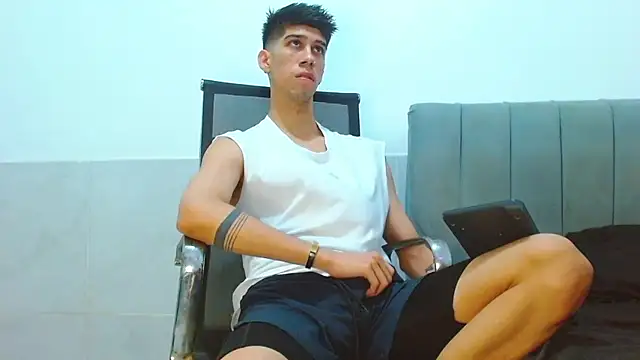jhony-sex online show from 21, 7, 2026