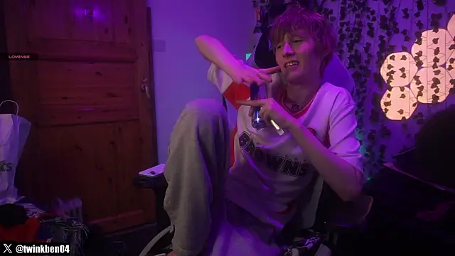 twinkben online show from 3, 2, 2026