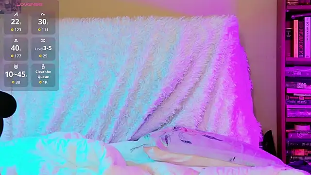 Kara-Nuna online show from 10, 10, 2025