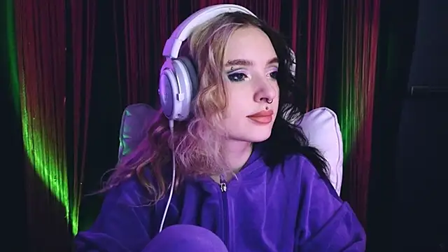 Avi Nile online show from 7, 3, 2025