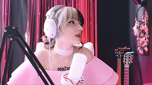 Avi Nile online show from 20, 11, 2025