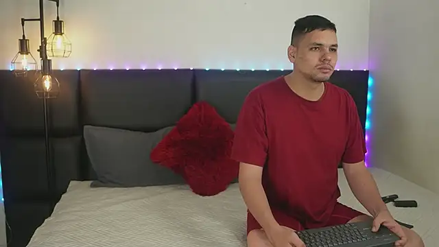 Cleoanubis- online show from 15, 2, 2025