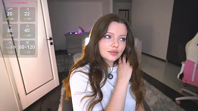 Snapshot of Your_Sweet_Julia chatting on 8, 4, 2026 Your Sweet Julia online show from 8, 4, 2026