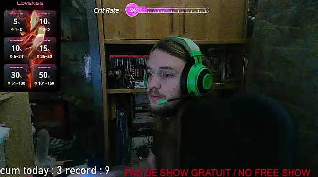 Snapshot of nicolasdumand21 chatting on 12, 12, 2024 nicolasdumand21 online show from 12, 12, 2024