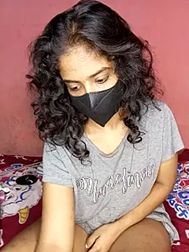 Snapshot of nadeeshakodituwakku chatting on 3, 3, 2025 nadeeshakodituwakku online show from 3, 3, 2025