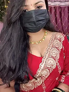 Snapshot of Tanvi-patil chatting on 18, 10, 2025 Tanvi-patil online show from 18, 10, 2025