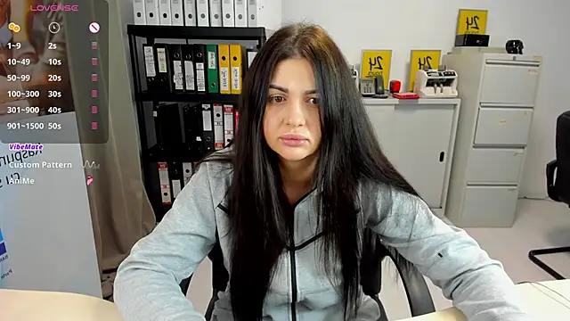 TiffanySweet online show from 9, 12, 2024